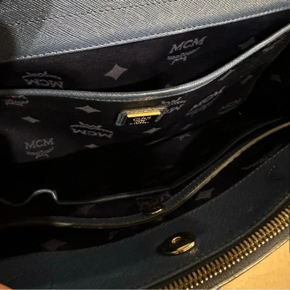 MCM Nuovo 2-Way Tote Shoulder Bag w/ Dust Bag - Picture 5 of 10